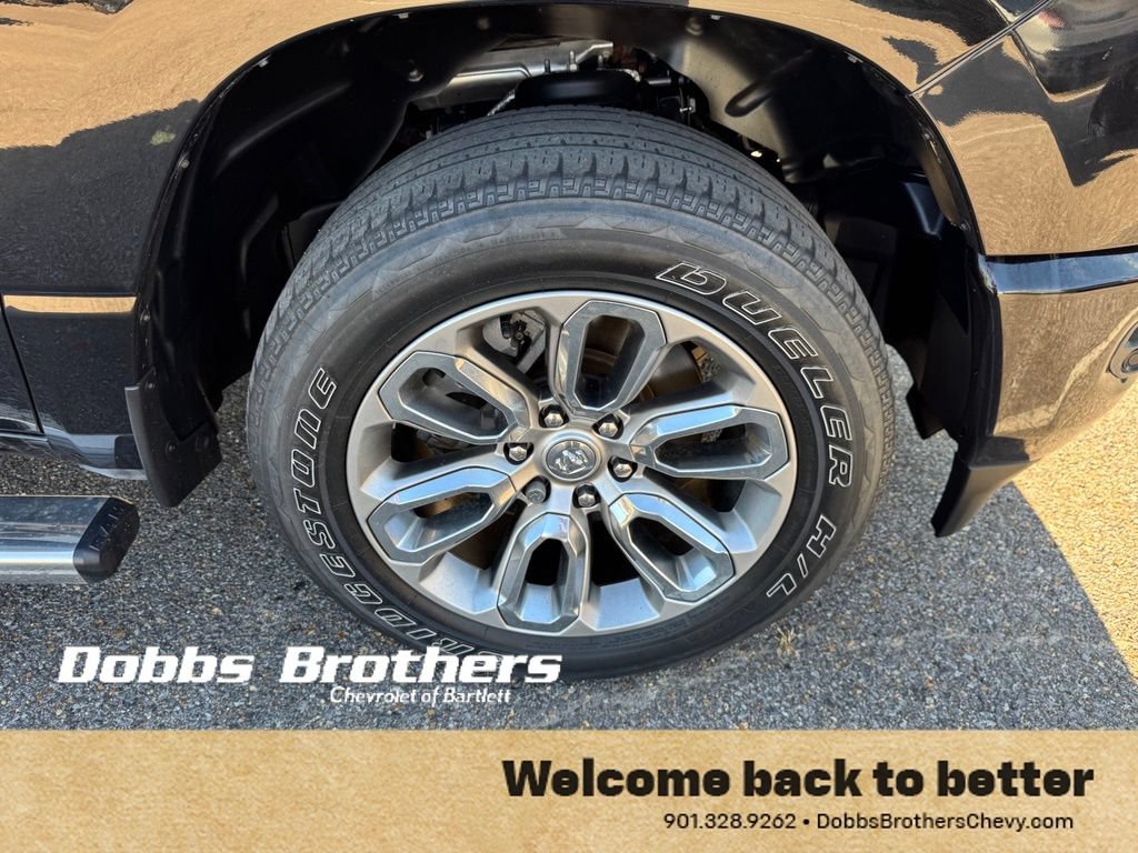 Used 2023 RAM 1500 Laramie AWD/4WD image 10