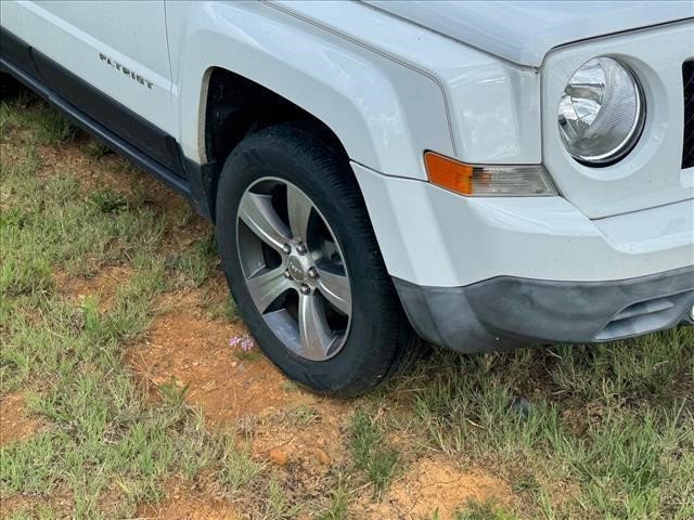 Used 2016 Jeep Patriot High Altitude FWD image 10