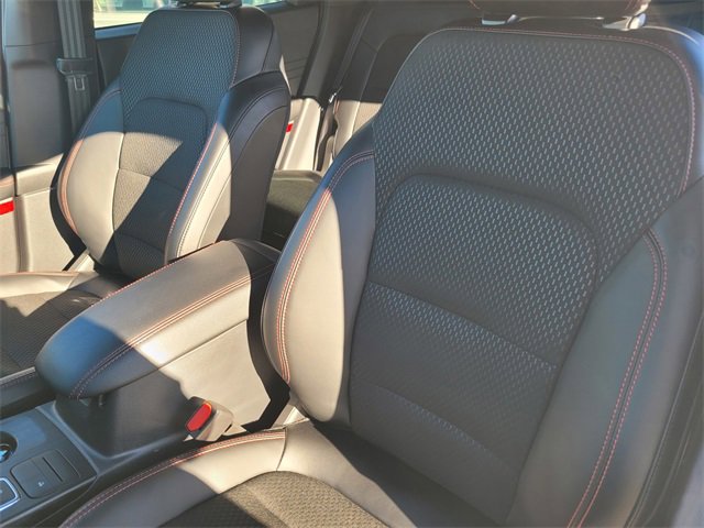 Used 2025 Ford Escape ST-Line Elite image 13