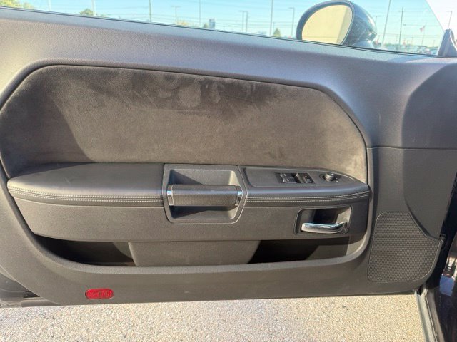 Used 2009 Dodge Challenger SRT8 RWD image 14