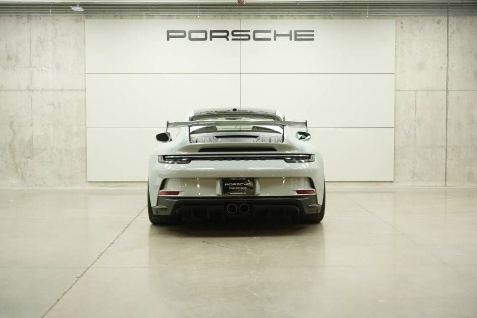 Used 2022 Porsche 911 GT3 RWD image 6