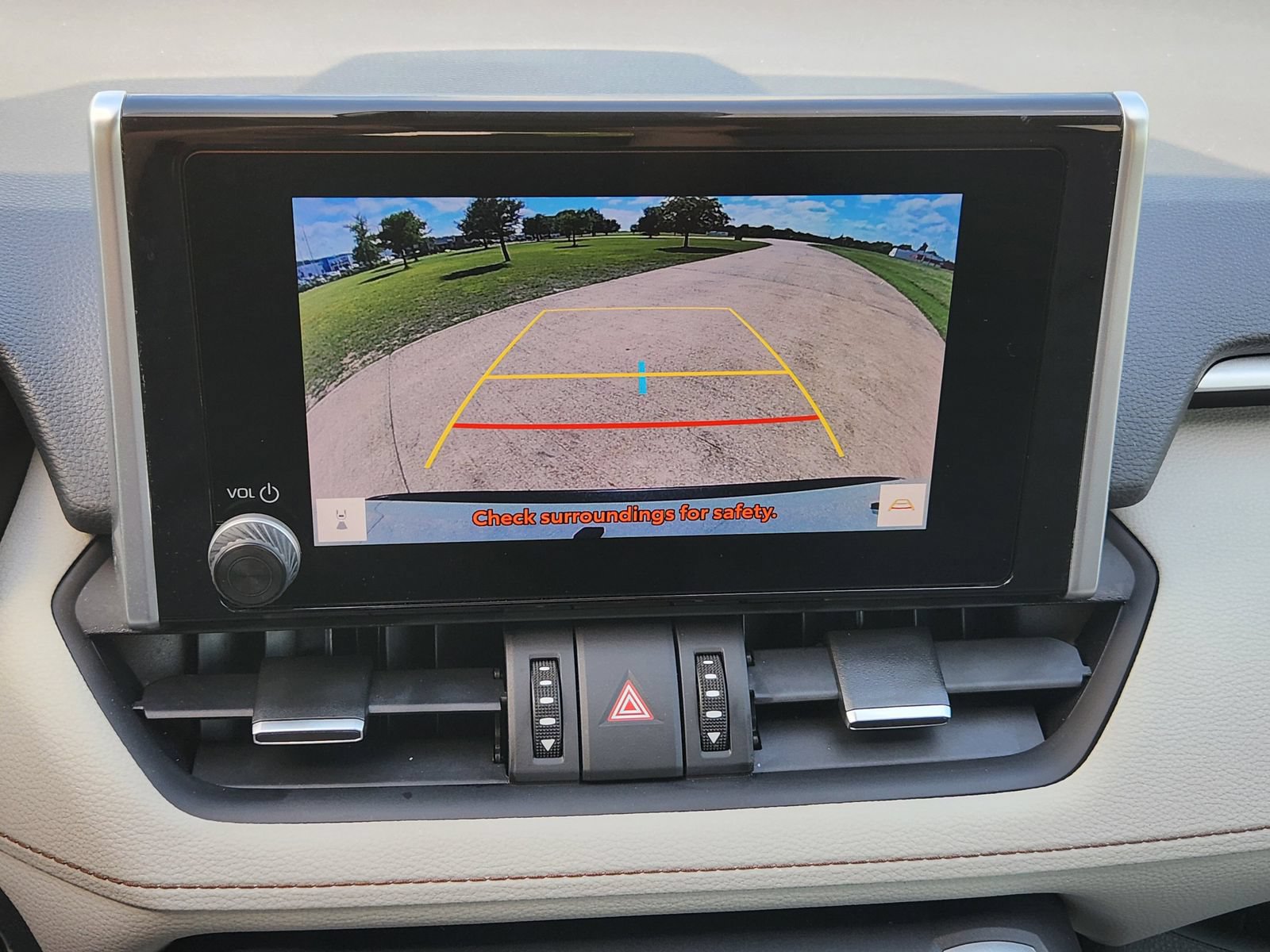 Used 2023 Toyota RAV4 XLE Premium FWD image 21