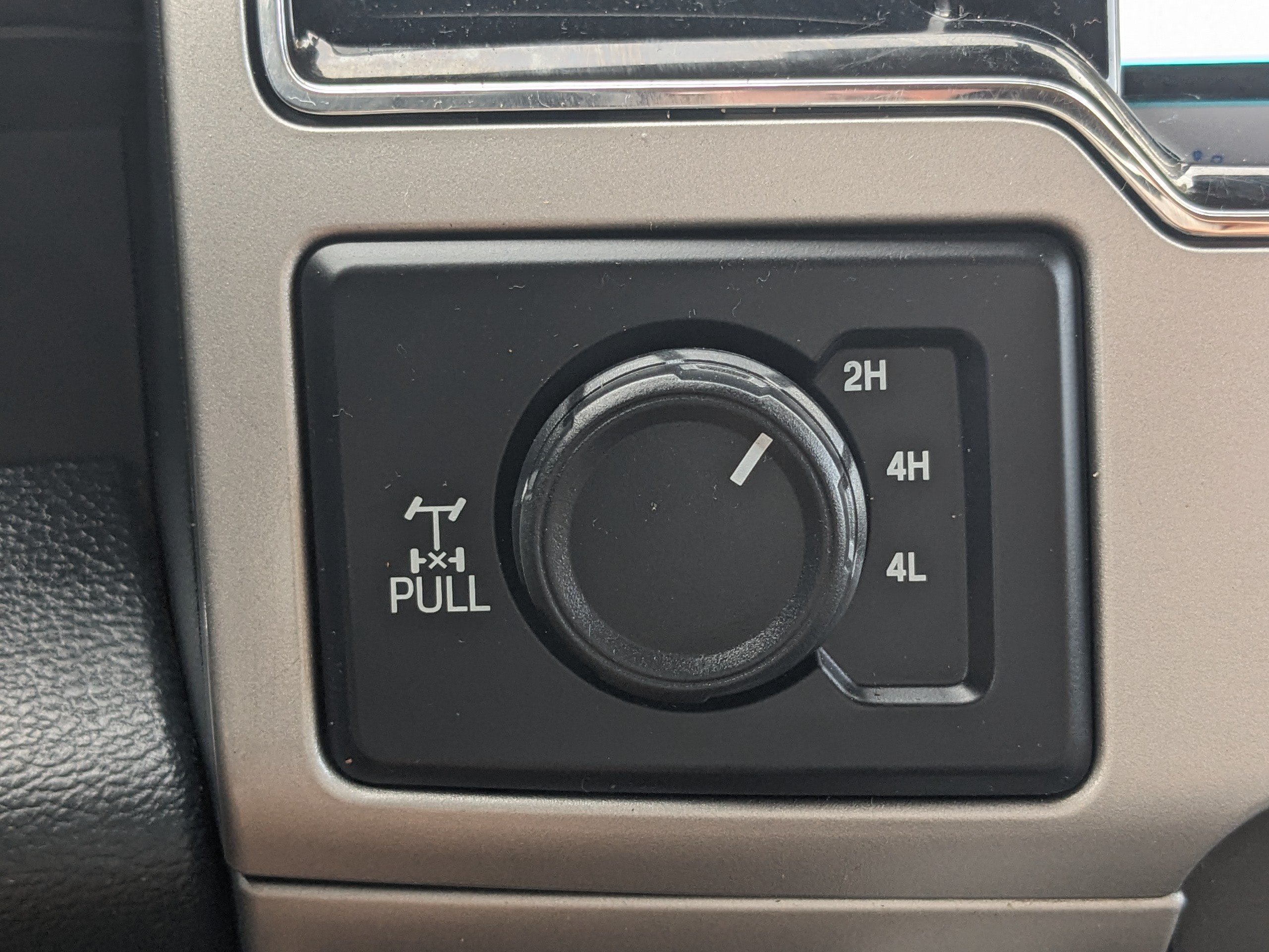 Used 2022 Ford F250 Lariat w/ Lariat Ultimate Package AWD/4WD image 27