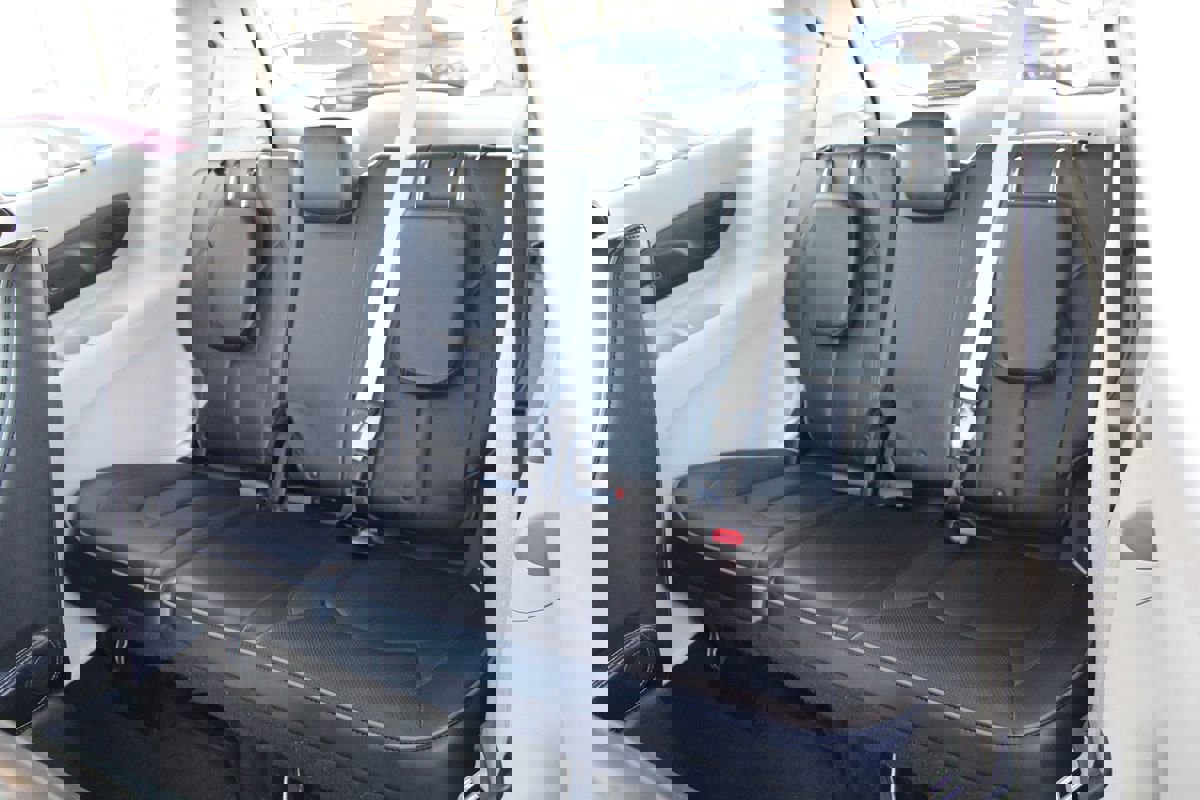 Used 2017 Chrysler Pacifica Platinum image 26