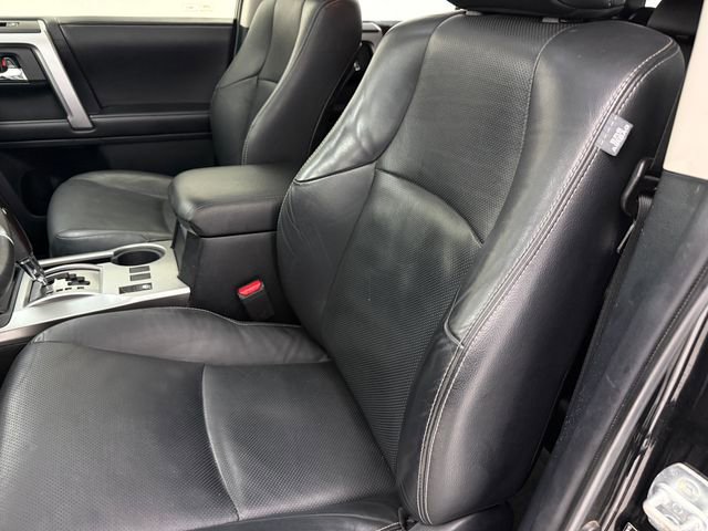 Used 2015 Toyota 4Runner Limited AWD/4WD image 28
