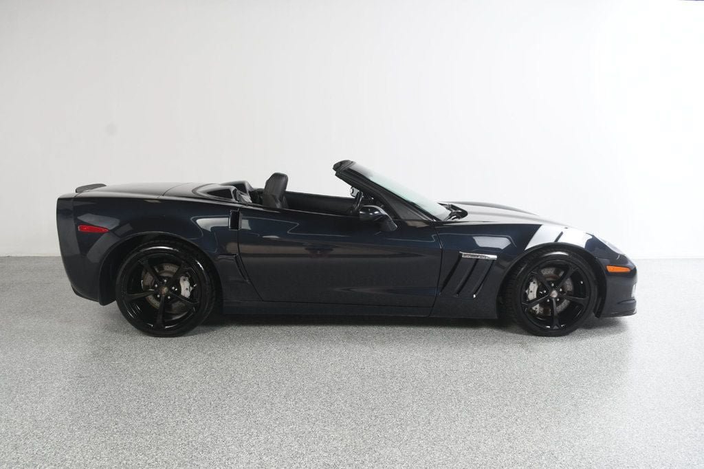 Used 2013 Chevrolet Corvette Grand Sport w/ 3LT Preferred Equipment Group RWD image 17