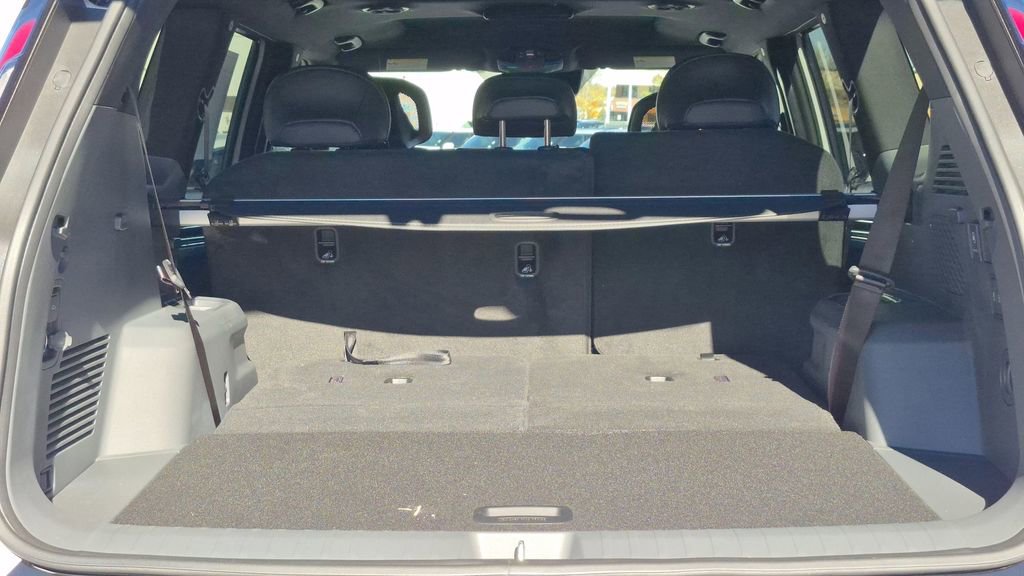 New 2026 Kia EV9 Land w/ Nightfall Edition Package image 15