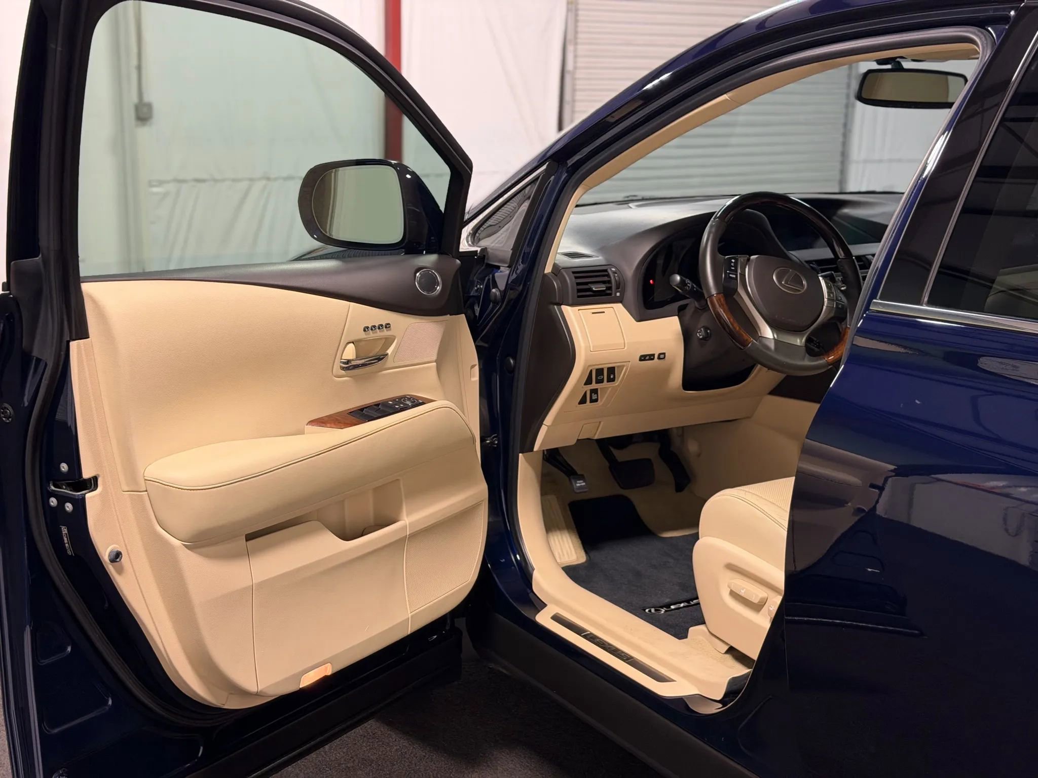 Used 2015 Lexus RX 350 AWD image 4