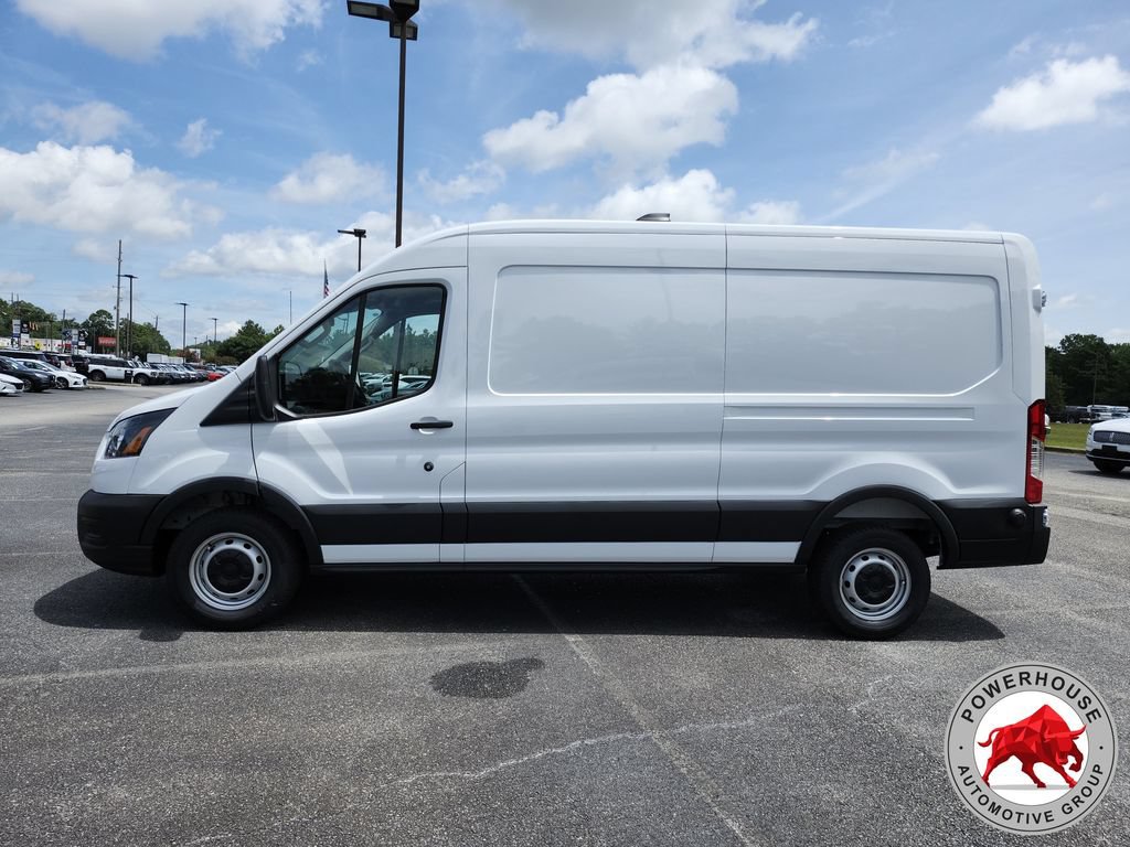New 2026 Ford Transit 250 148 Medium Roof w/ Load Area Protection Package RWD video 3