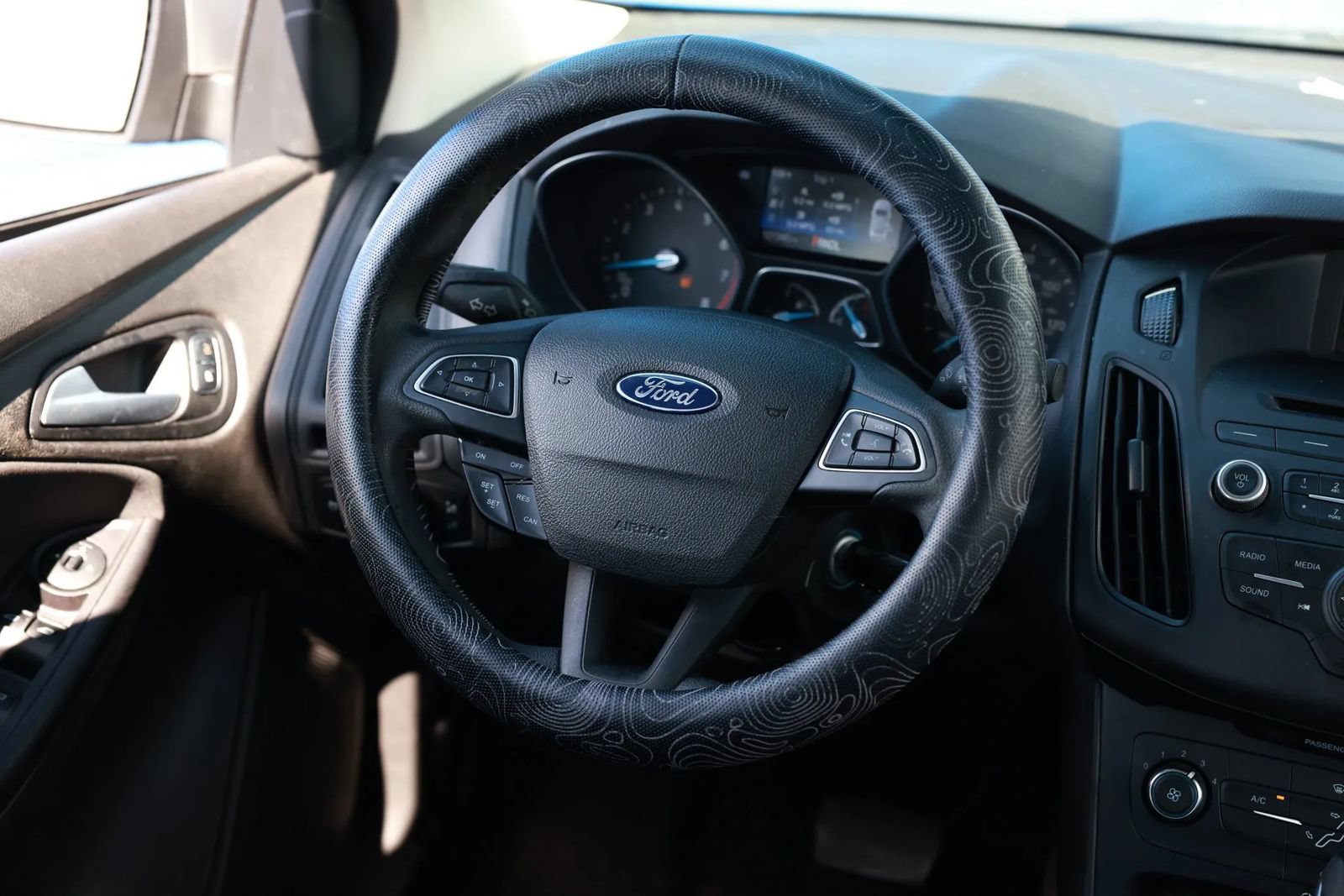 Used 2016 Ford Focus SE FWD image 31
