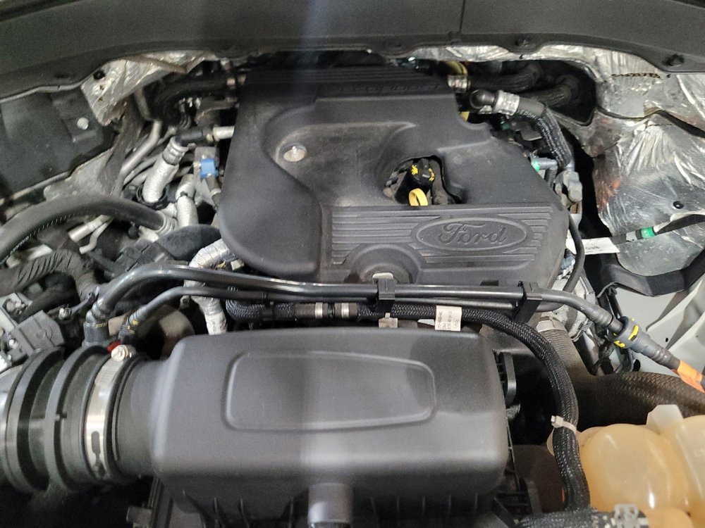 Used 2020 Ford Explorer XLT w/ Equipment Group 202A image 30