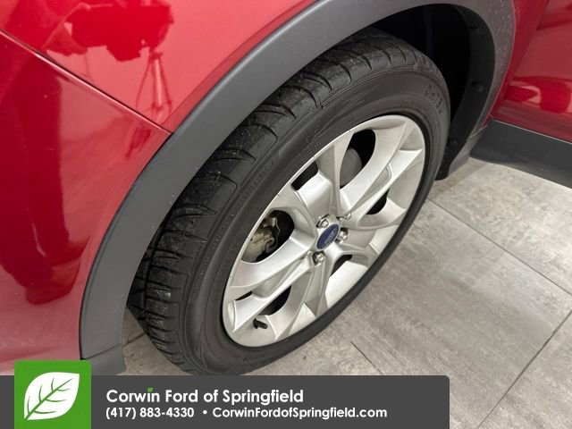 Used 2015 Ford Escape Titanium image 37