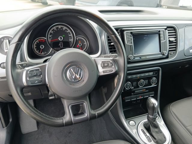 Used 2019 Volkswagen Beetle 2.0T SE FWD image 14
