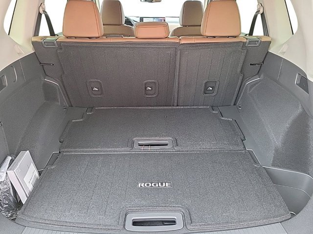 New 2026 Nissan Rogue Platinum w/ Tech Package image 22