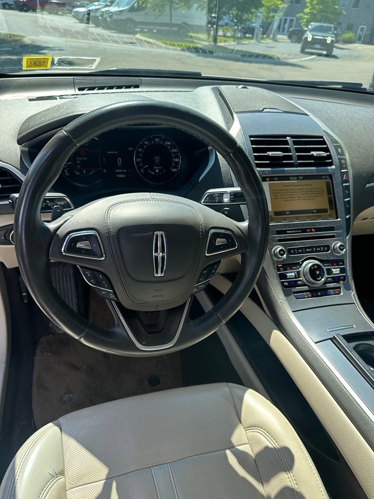 Used 2019 Lincoln MKZ Reserve AWD/4WD image 12