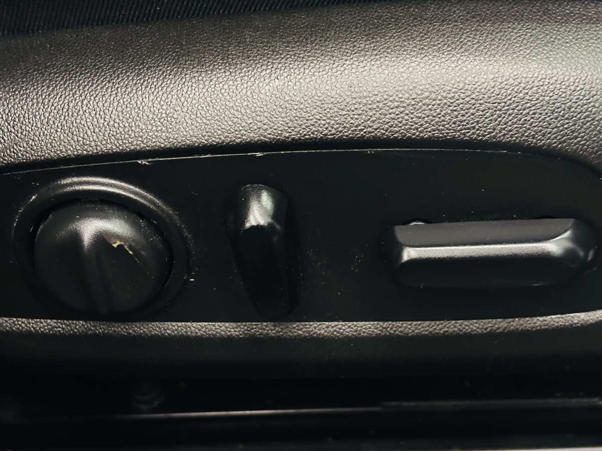 Used 2017 Buick LaCrosse Essence w/ Sun and Shade Package FWD image 43