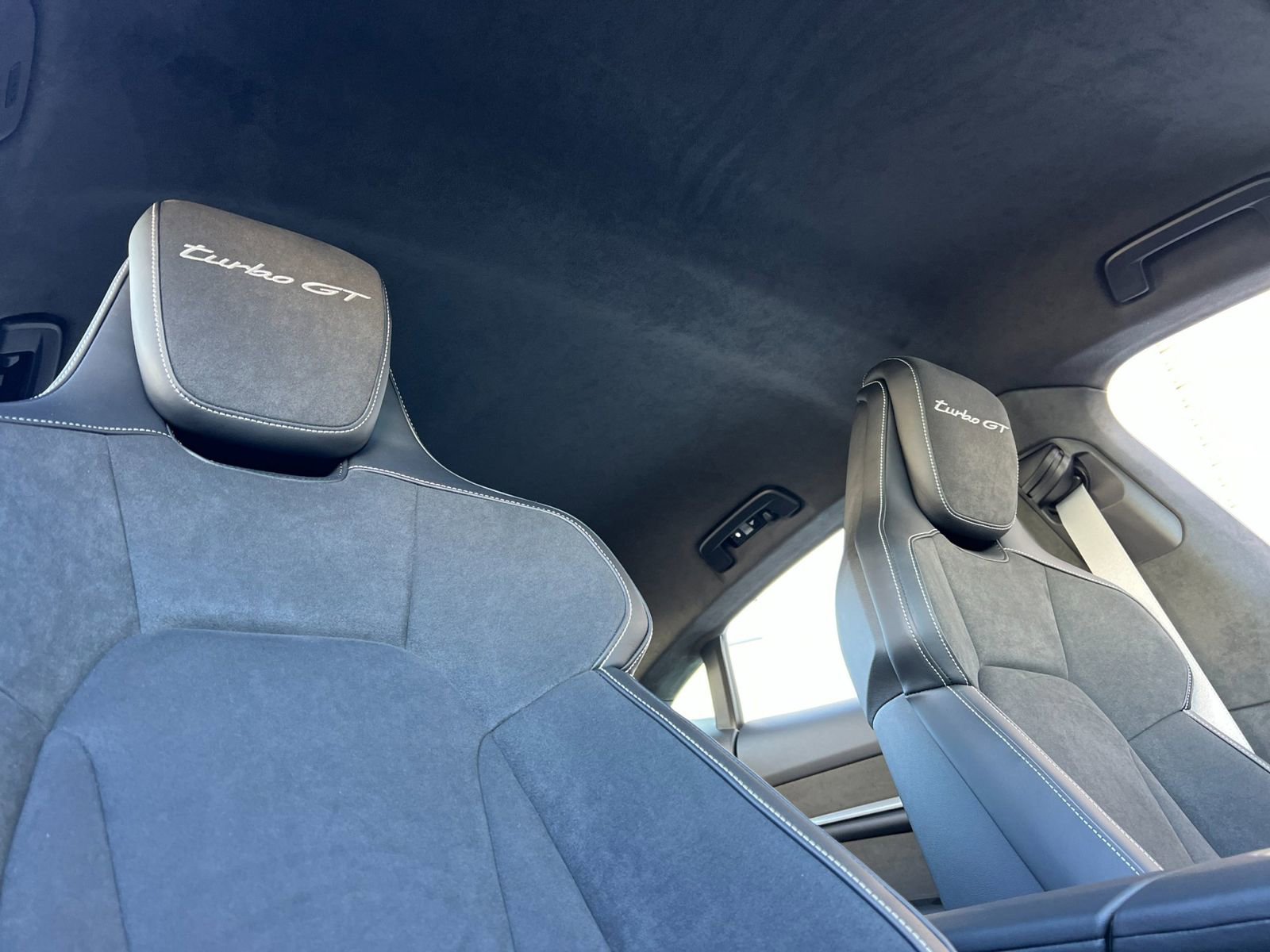 Certified 2025 Porsche Taycan Turbo GT image 17