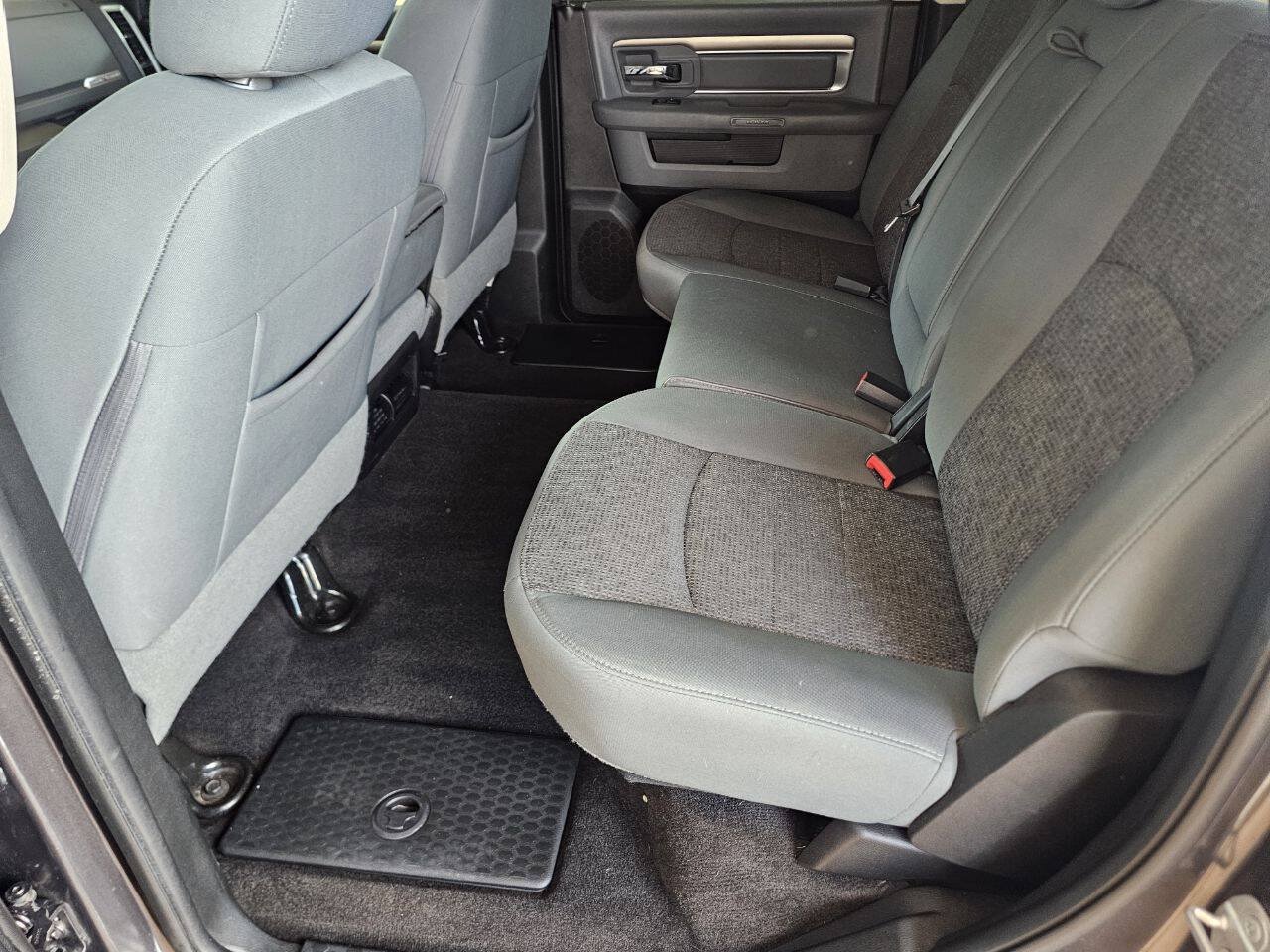 Used 2017 RAM 1500 Lone Star RWD image 12