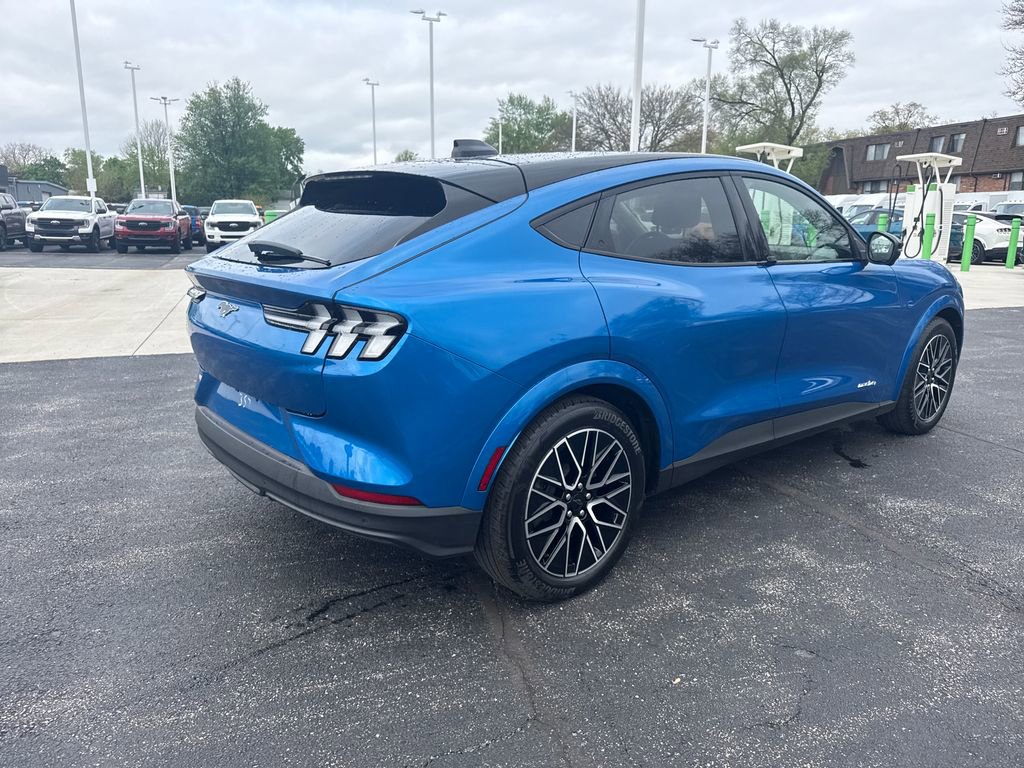 Used 2025 Ford Mustang Mach-E Premium AWD/4WD image 7