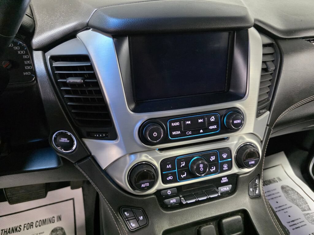 Used 2019 GMC Yukon XL SLT w/ Graphite Performance Edition AWD/4WD image 13