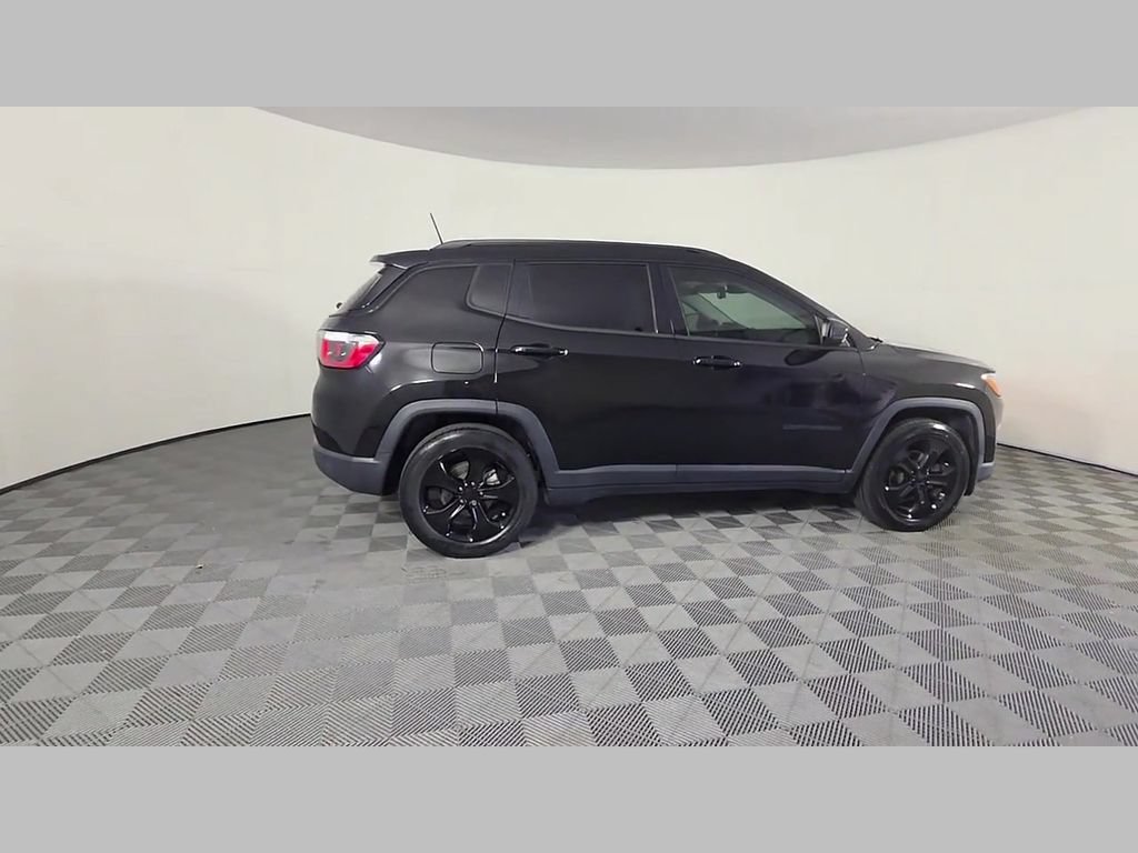 Used 2020 Jeep Compass Latitude FWD image 35