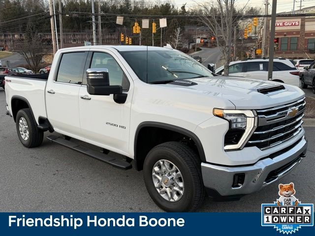 Used 2024 Chevrolet Silverado 2500 LTZ image 3