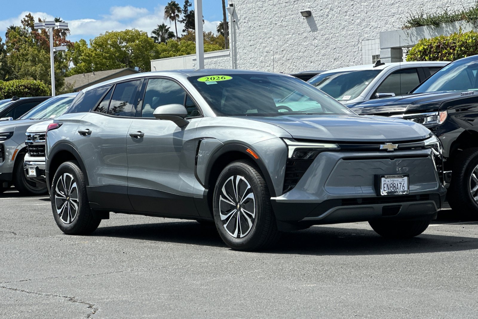 Used 2026 Chevrolet Blazer EV LT FWD image 2