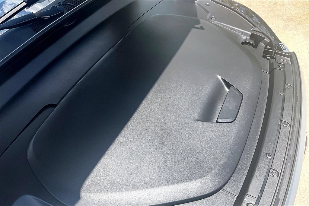 Certified 2023 Volvo C40 P8 Recharge Plus w/ Climate Package AWD/4WD image 44