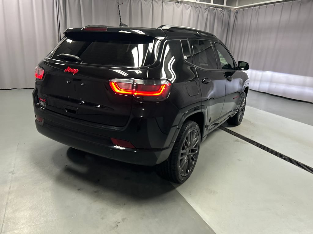 Used 2023 Jeep Compass Limited w/ Elite Group for (Red) Edition AWD/4WD image 7
