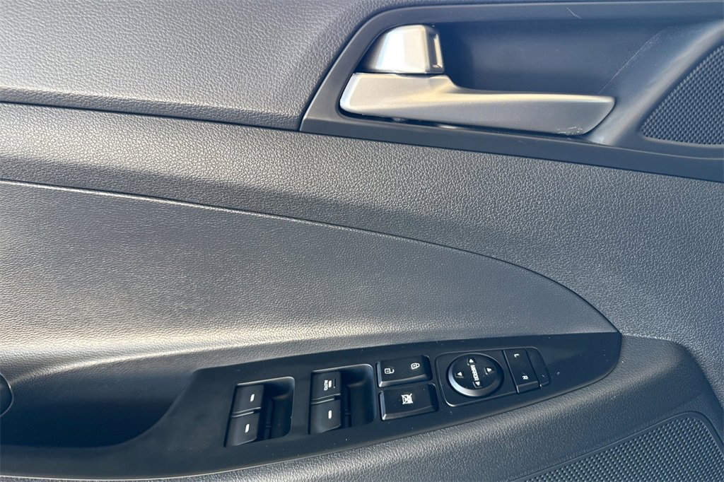 Used 2019 Hyundai Tucson Night image 11