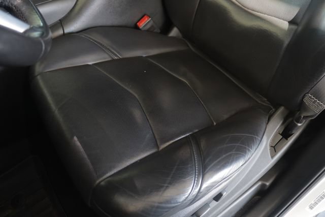 Used 2017 Cadillac Escalade Platinum image 26