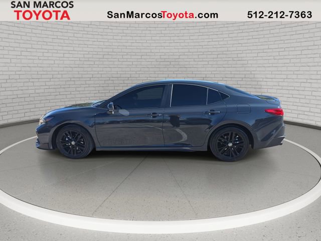 Used 2025 Toyota Camry SE image 8