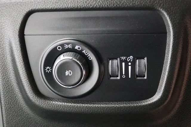 Used 2023 Jeep Grand Cherokee L Summit w/ Advanced Protech Group IV AWD/4WD image 20