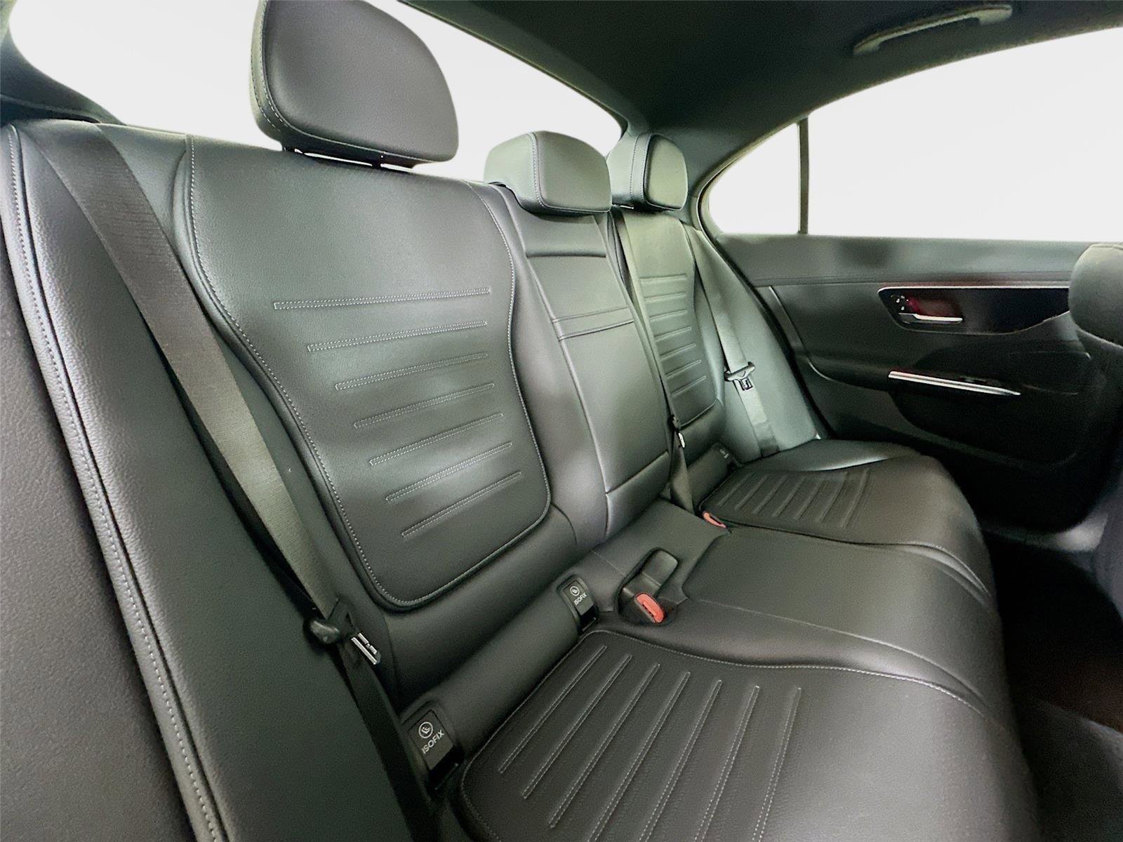 Certified 2025 Mercedes-Benz C 300 4MATIC Sedan image 36