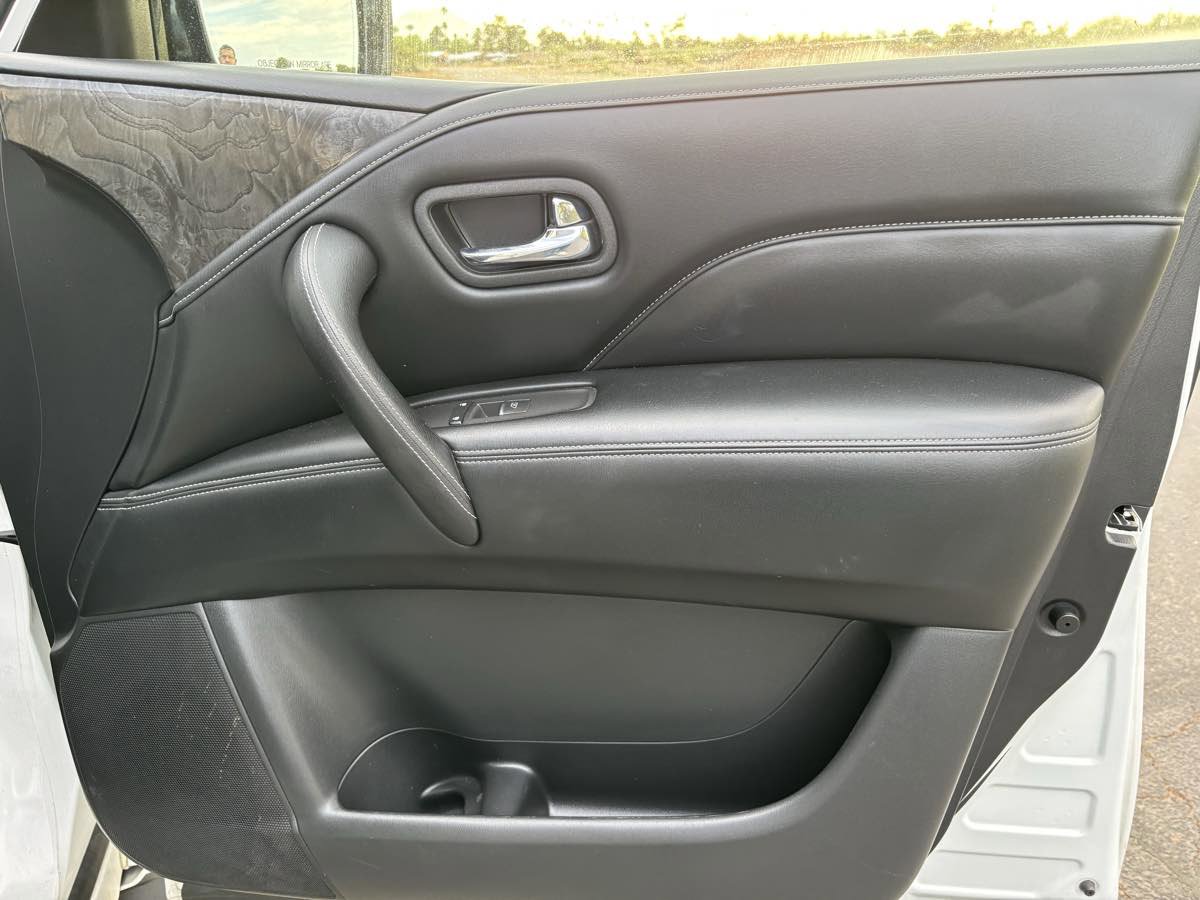 Used 2021 INFINITI QX80 Luxe image 31
