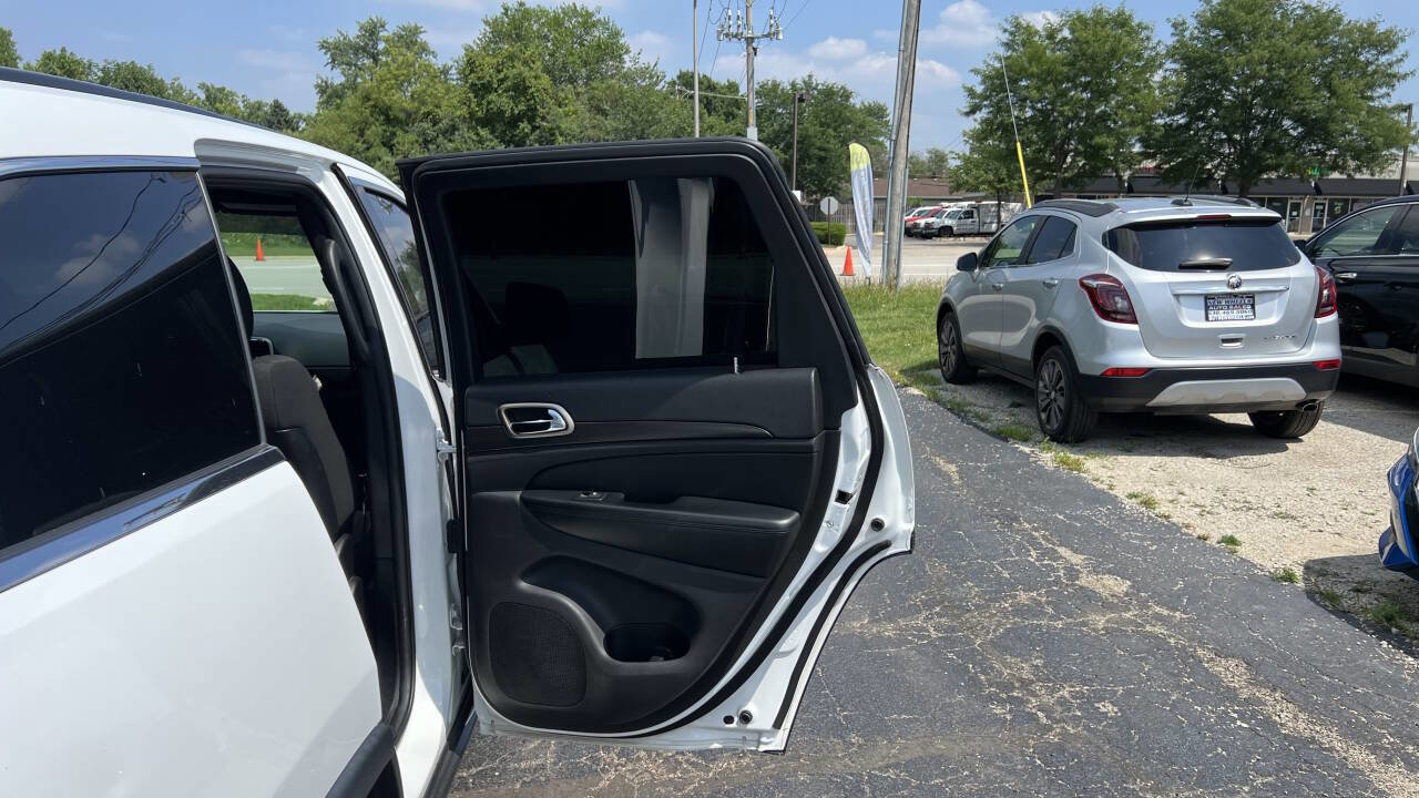 Used 2016 Jeep Grand Cherokee Laredo RWD image 33