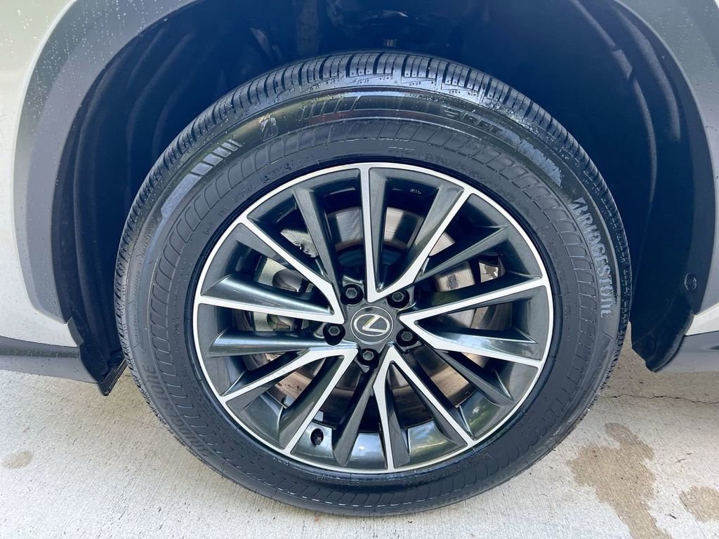 Certified 2024 Lexus NX 250 FWD image 9