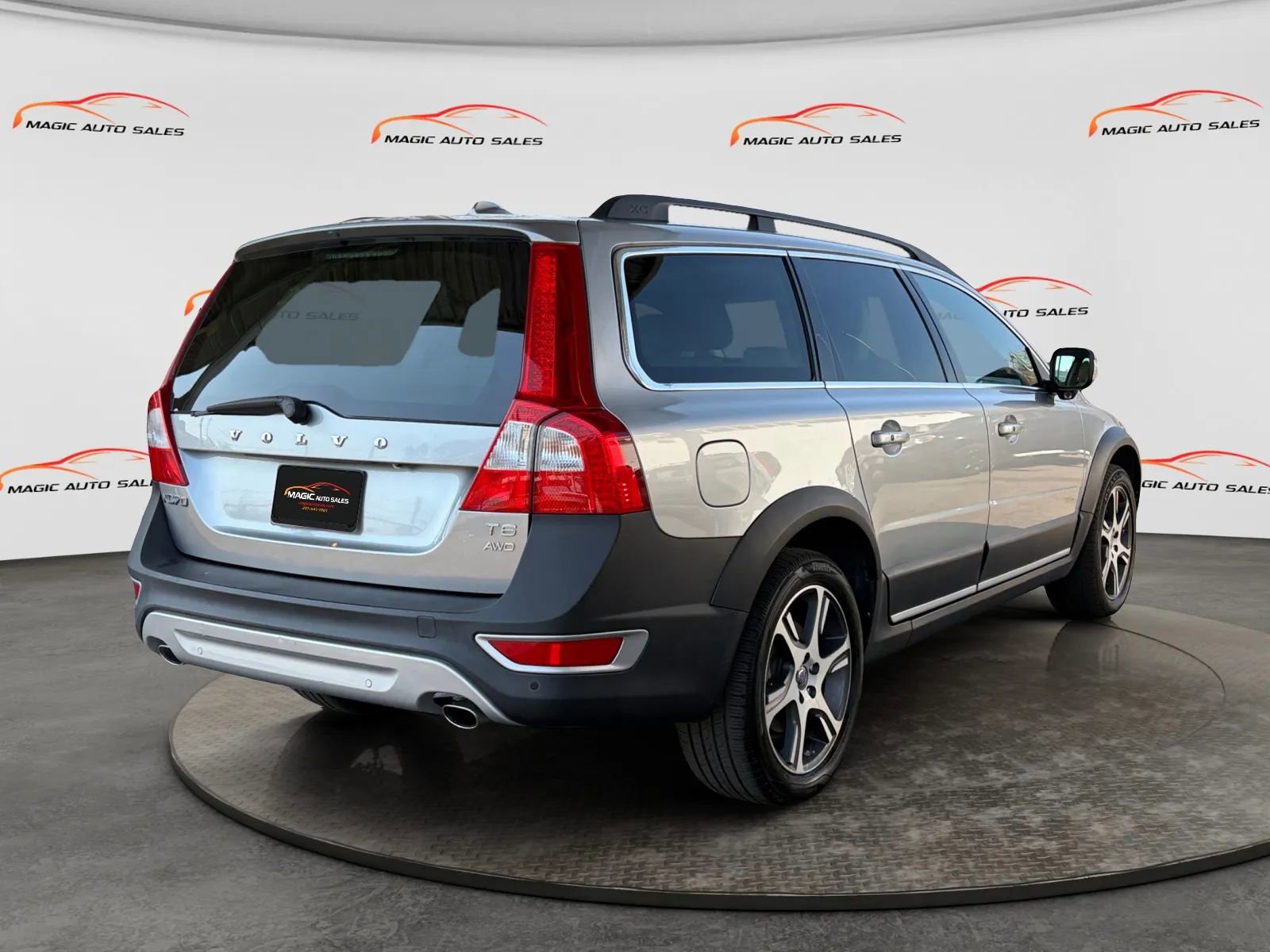 Used 2012 Volvo XC70 T6 image 8