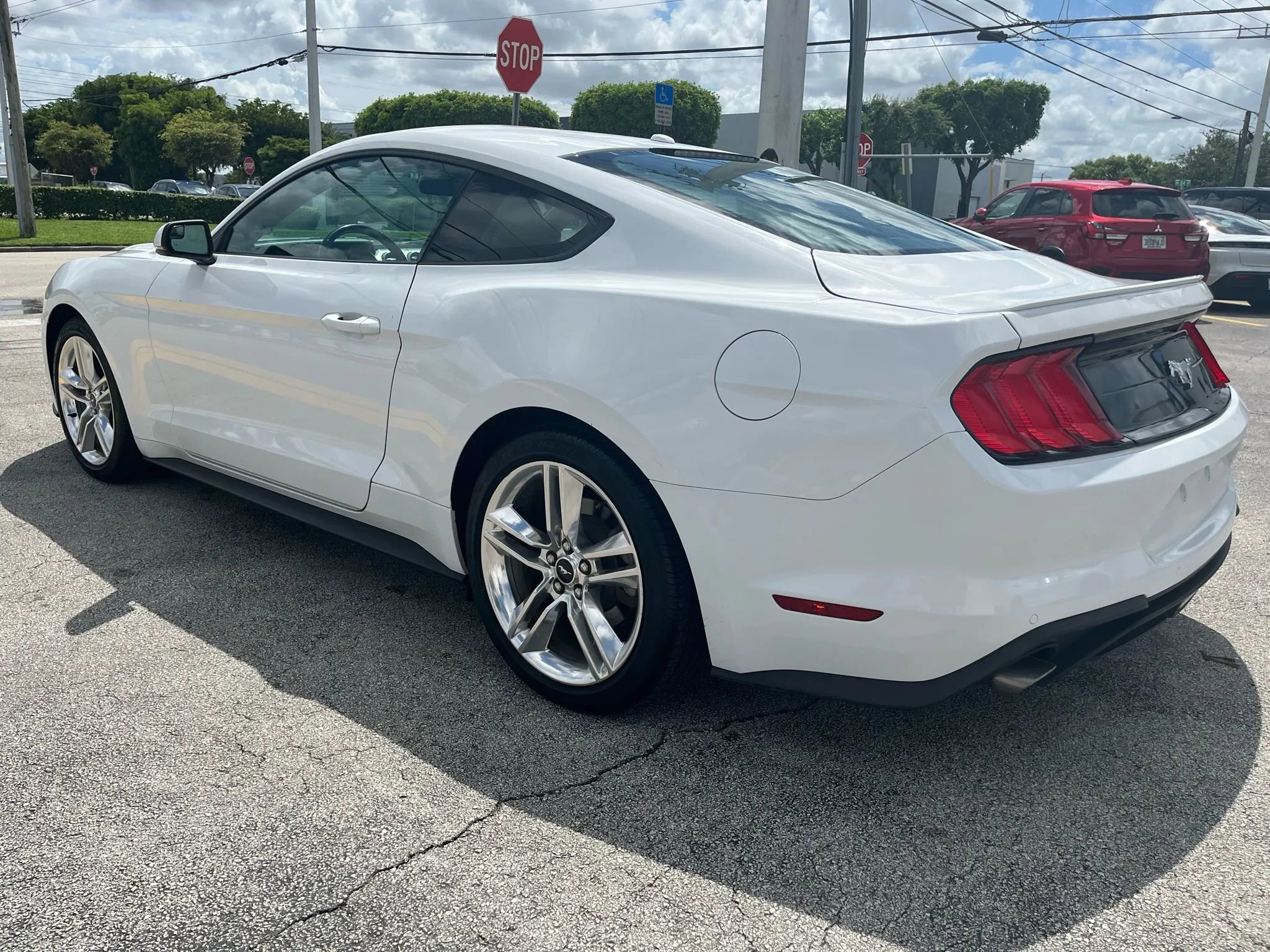 Used 2020 Ford Mustang Premium image 7