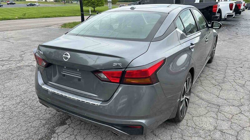 Used 2022 Nissan Altima 2.5 SR FWD image 8