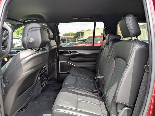New 2026 Jeep Grand Wagoneer 2WD w/ 8-Passenger Seating Package image 14