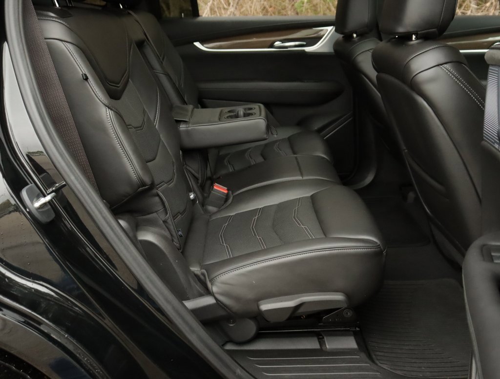 Certified 2024 Cadillac XT6 Premium Luxury w/ Platinum Package image 38