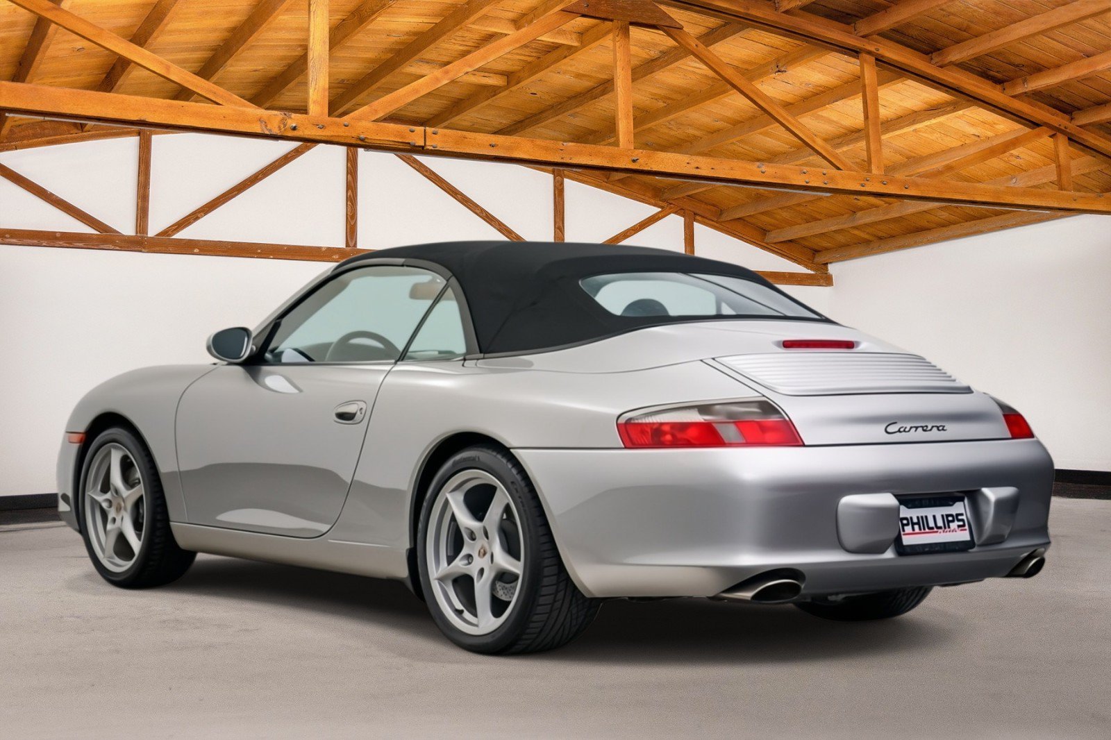 Used 2003 Porsche 911 Carrera RWD image 4