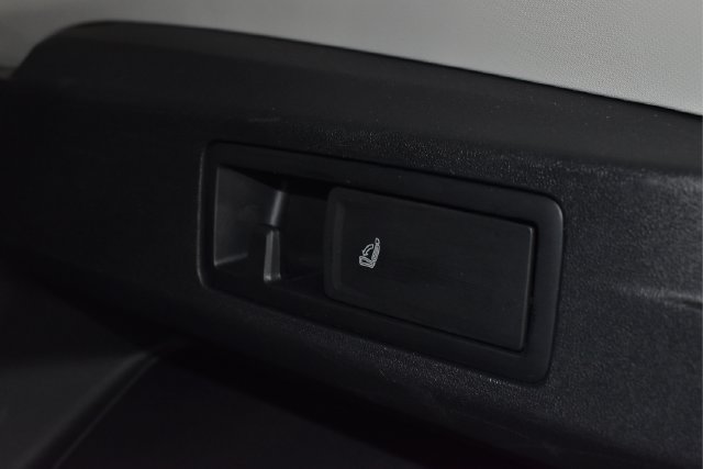 Used 2026 Volkswagen Tiguan SE AWD/4WD image 18
