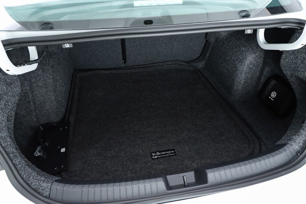 New 2026 Volkswagen Jetta SEL image 29