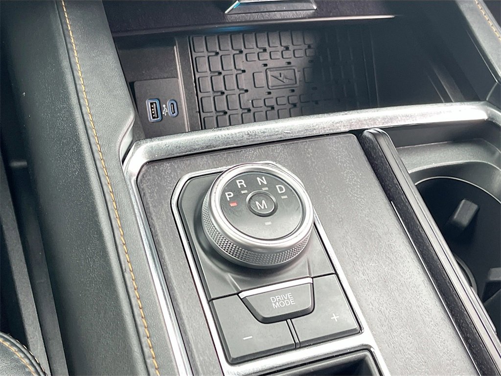 Used 2023 Ford Expedition Max Platinum image 17