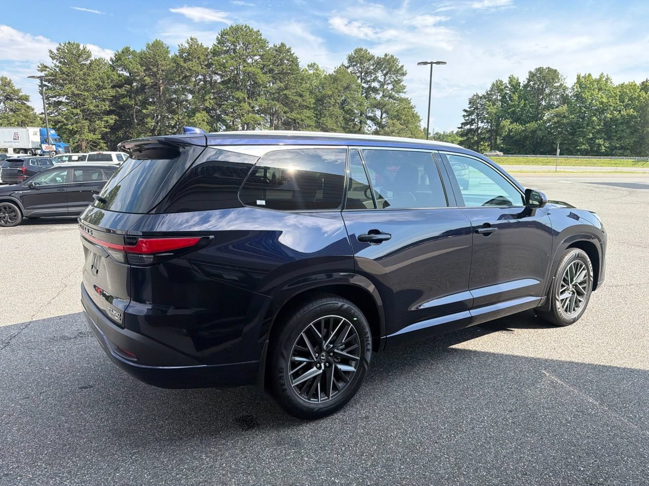 Used 2025 Lexus TX 350 AWD w/ Technology Package image 9