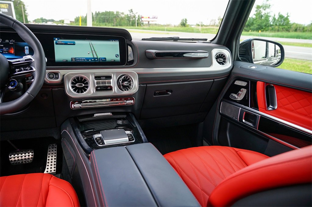 Used 2025 Mercedes-Benz G 63 AMG 4MATIC image 29