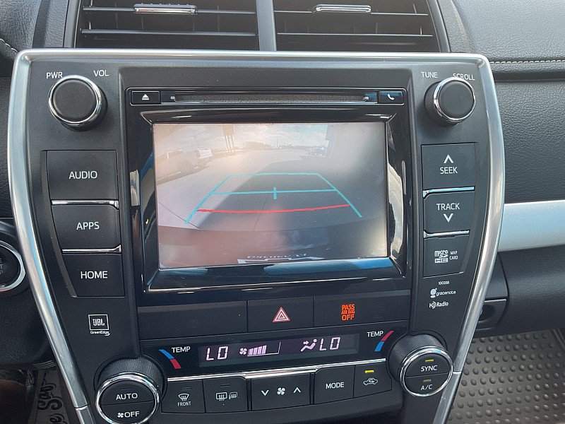 Used 2015 Toyota Camry XSE w/ Advanced Technology Package FWD image 15