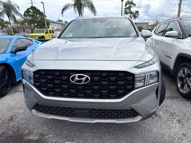 Used 2023 Hyundai Santa Fe SEL FWD image 2